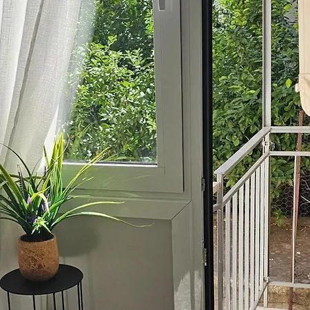 Appartamento Cozy And Quiet , Convenient Location In Atene